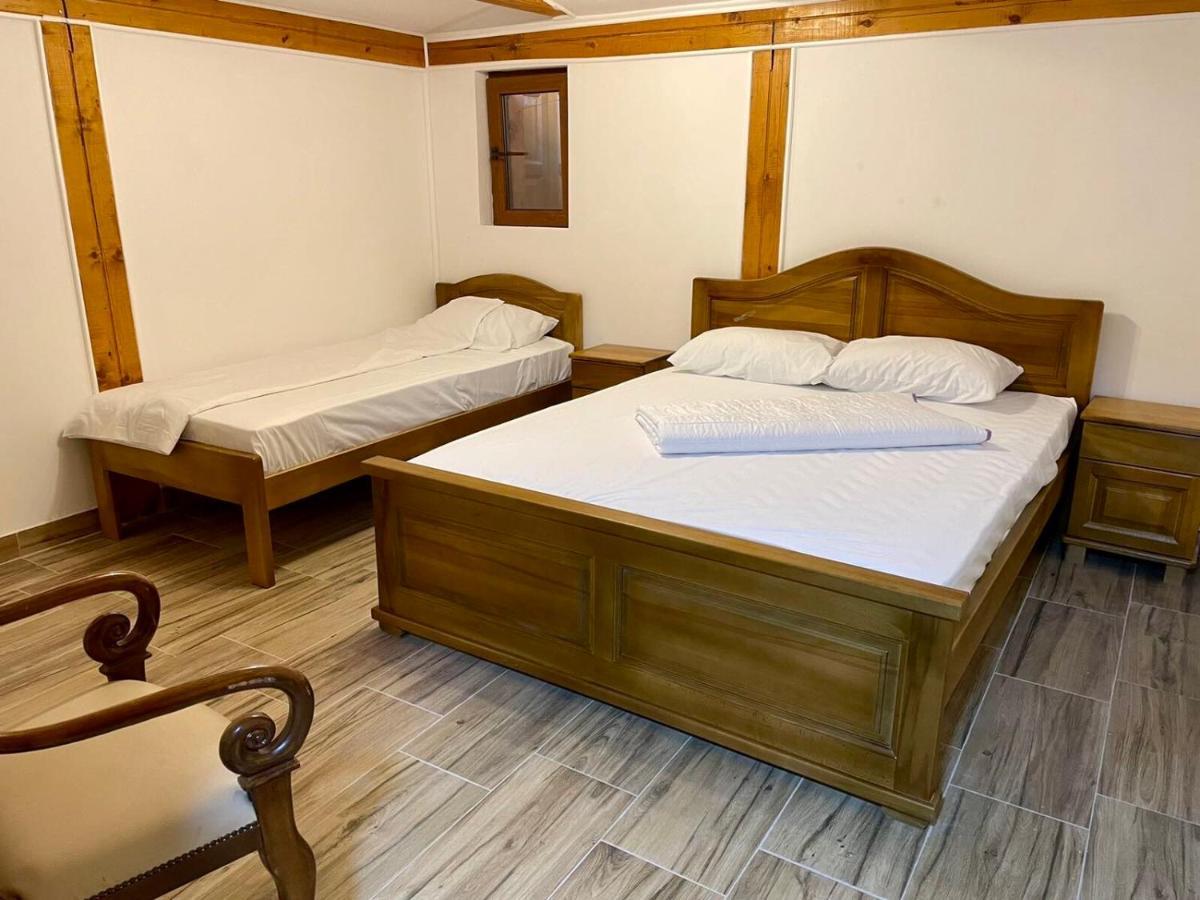 Kula Nekovic Bed & Breakfast Gusinje Exterior photo